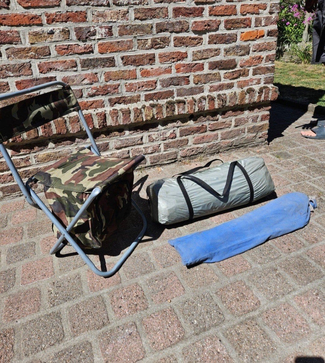 set kampeermateriaal, Ophalen