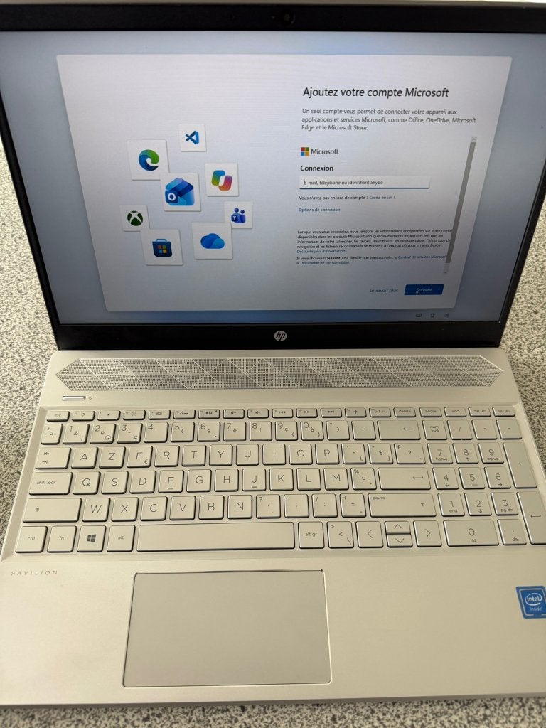 HP Pavillon Laptop Model 15-cs3006nb, Hp, SSD, Azerty, 15 pouces