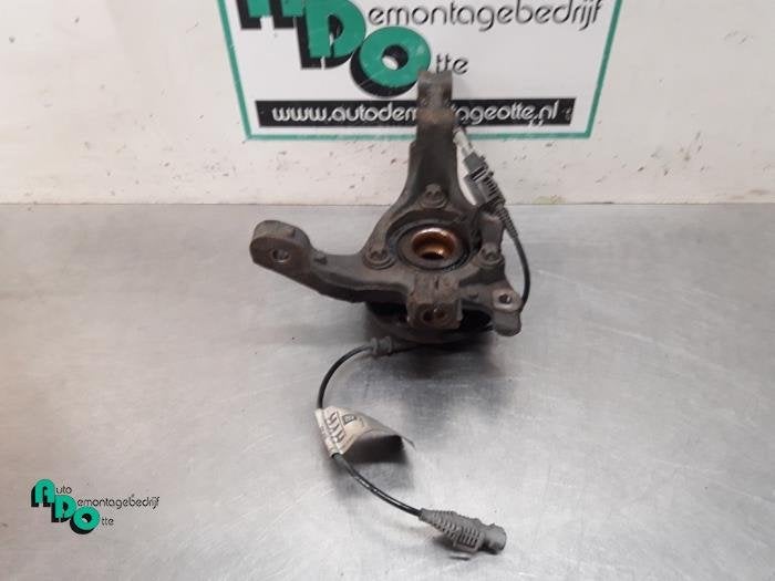 Joint avant gauche d'un Opel Zafira B (Zafira B 05-), -, Opel, 3 mois de garantie, Utilisé