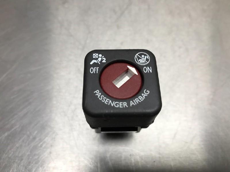 VEROUILLAGE AIRBAG Toyota Aygo (B40) (01-2014/06-2018), Utilisé, Toyota
