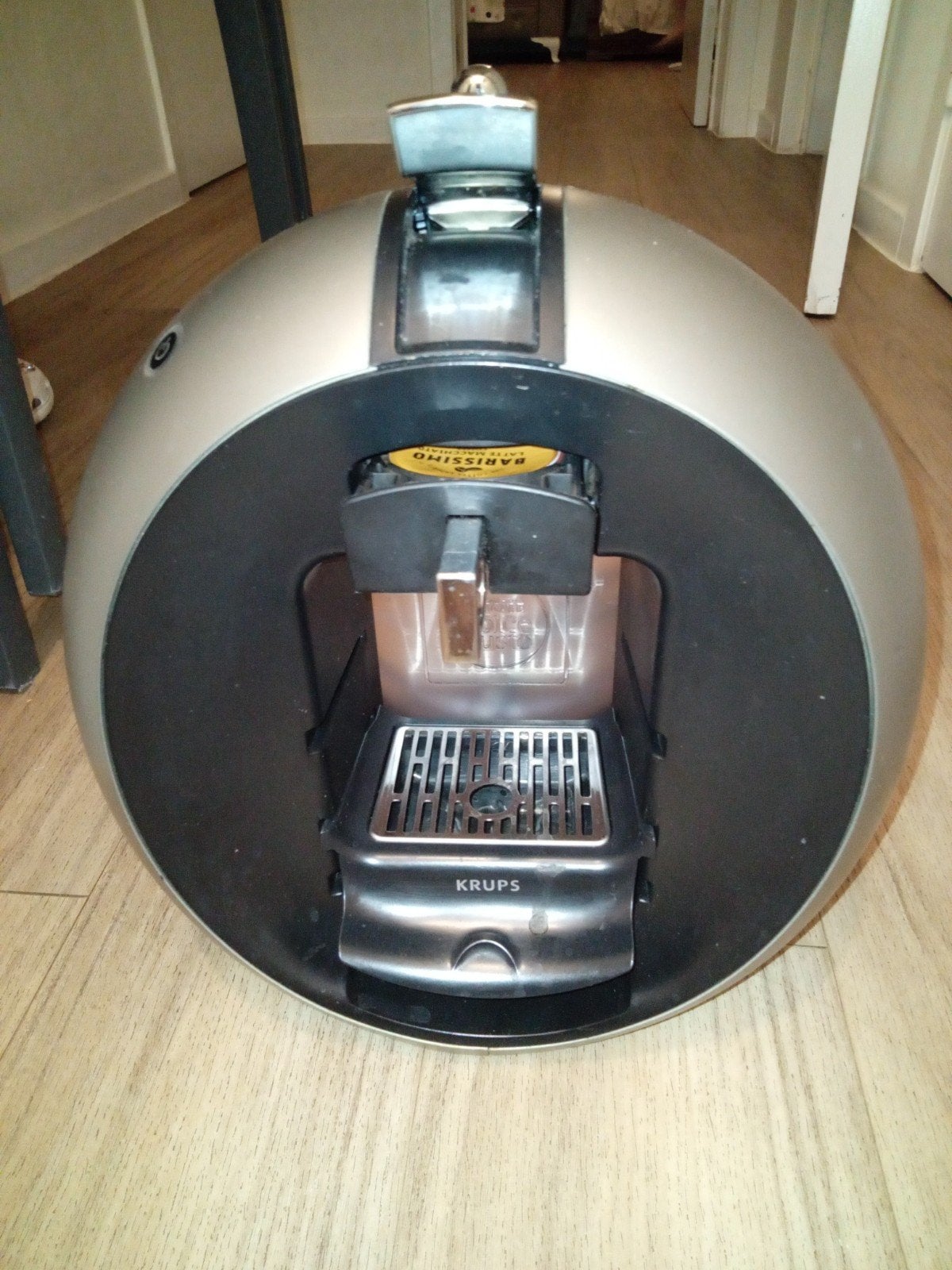 machine à café dulce gusto, Electroménager, Machine à espresso, Réservoir d'eau amovible, Dosettes et capsules de café, Utilisé