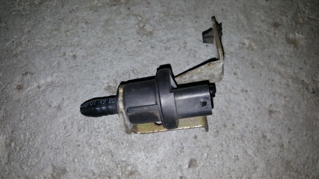 Ruitensproeierpomp Fiat Bravo 2000, Auto-onderdelen, Ophalen of Verzenden, Fiat