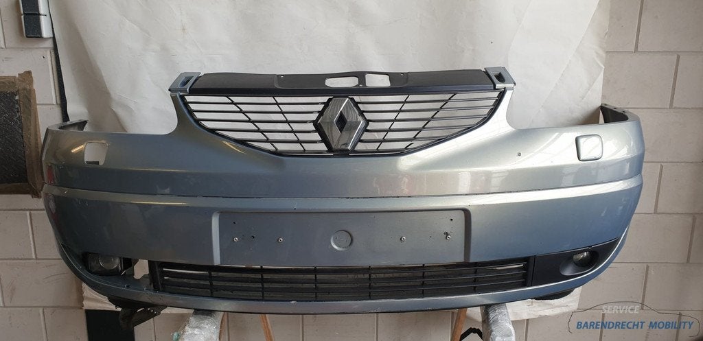 Voorbumper met radiator grille Avantime Renault 211 Steppe 6, Renault Group, Gebruikt, Contact.group@renault.com, Bumper