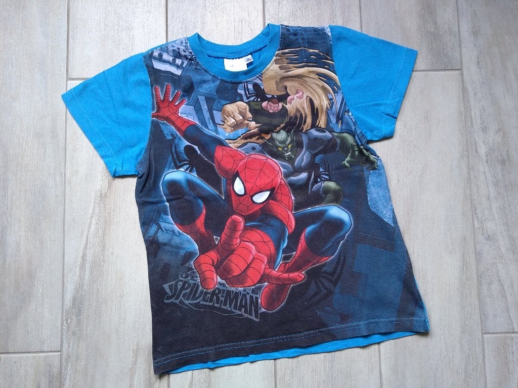 ★ M128 - T-Shirt Spiderman, Kinderen en Baby's, Kinderkleding | Maat 128, Ophalen of Verzenden, Gebruikt, Jongen, Shirt of Longsleeve