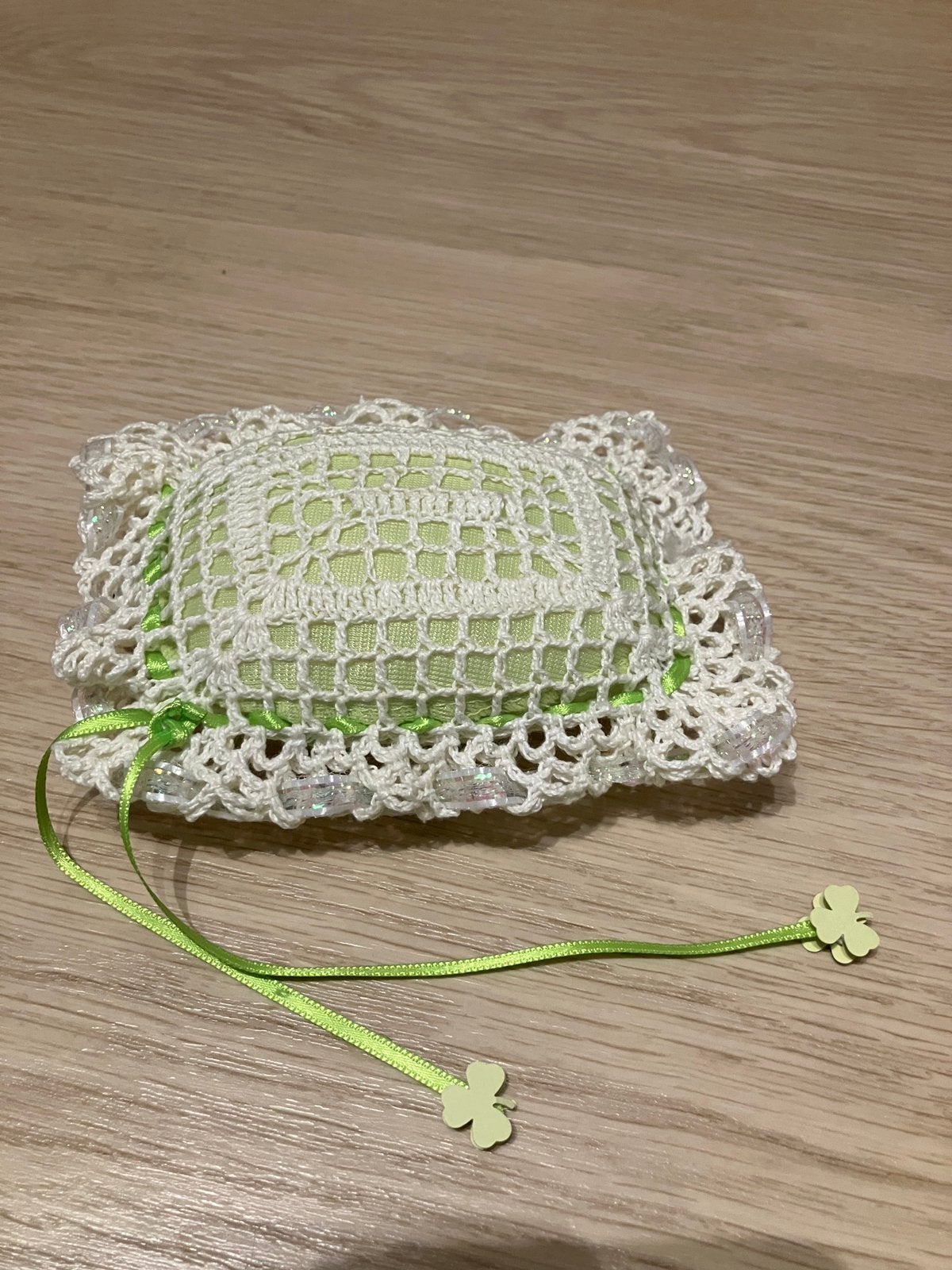 Naaigerei - spelden kussen voor naalden en spelden, Hobby en Vrije tijd, Naaien en Fournituren, Ophalen of Verzenden, Zo goed als nieuw