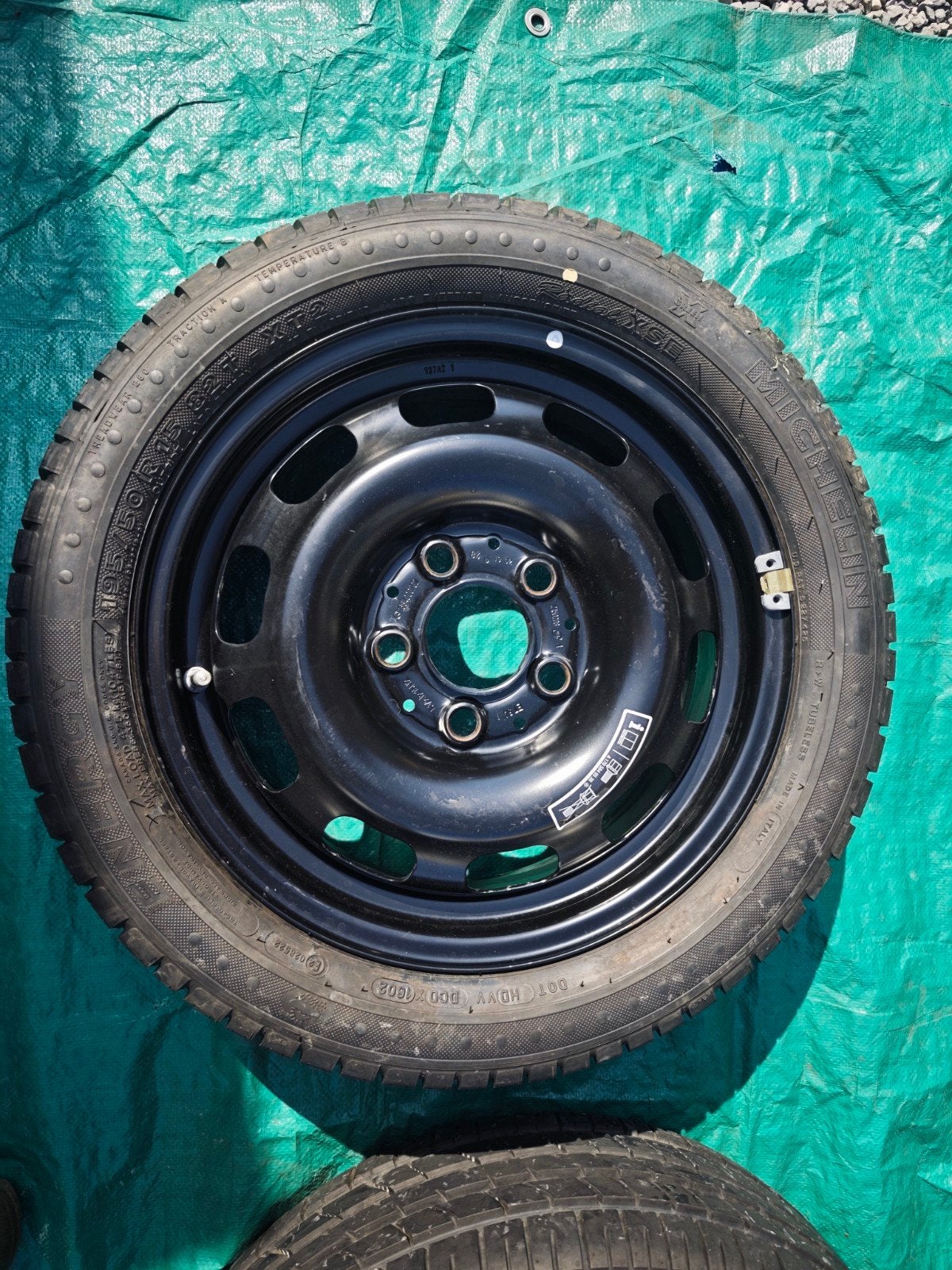 Roue de secours Mercedes 40€, Autos : Pièces & Accessoires