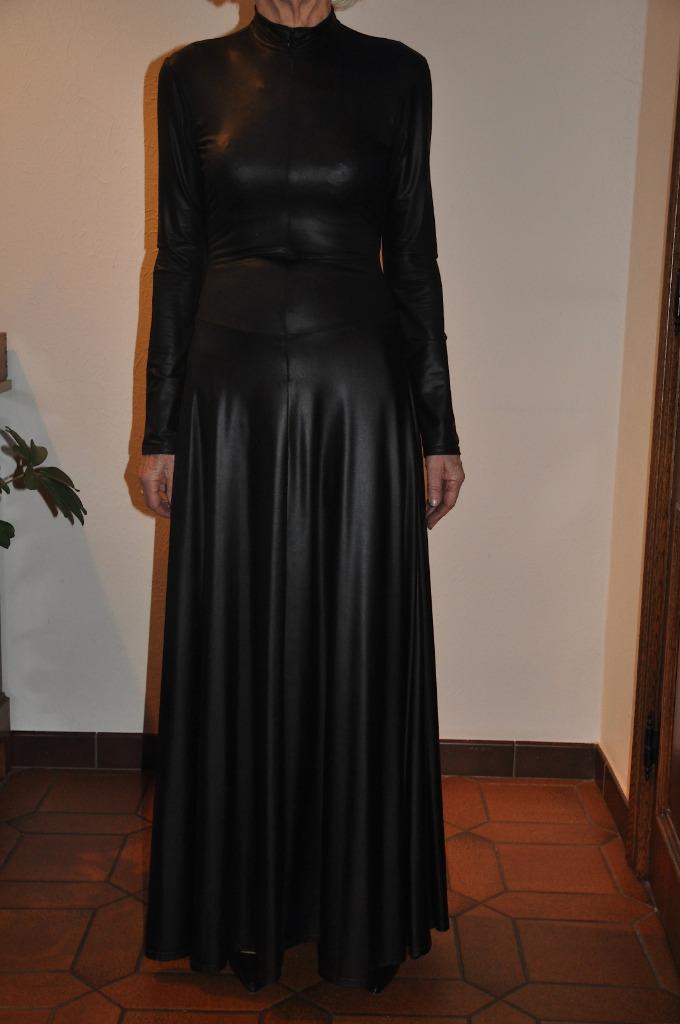 Sexy wetlook lang kleed van Patrice Cantanzaro - Small, Kleding | Dames, Jurken, Nieuw, Maat 36 (S), Zwart, Onder de knie, Ophalen of Verzenden