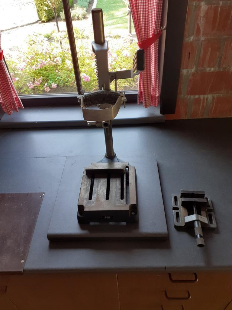 boorstatief,boorstandaard AEG -ST2000-230-238-65 cm. hoog, Doe-het-zelf en Bouw, Gereedschap | Boormachines, Ophalen