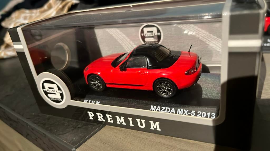 Mazda mx5 2013 limited edition 1of 1008 pcs, Hobby & Loisirs créatifs, Enlèvement ou Envoi, Comme neuf
