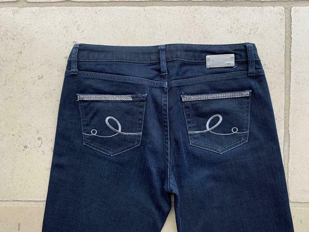 Jean uni bleu foncé 'SEVEN' avec fantaisie brillante, 27, Vêtements | Femmes, Jeans, Comme neuf, W27 (confection 34) ou plus petit