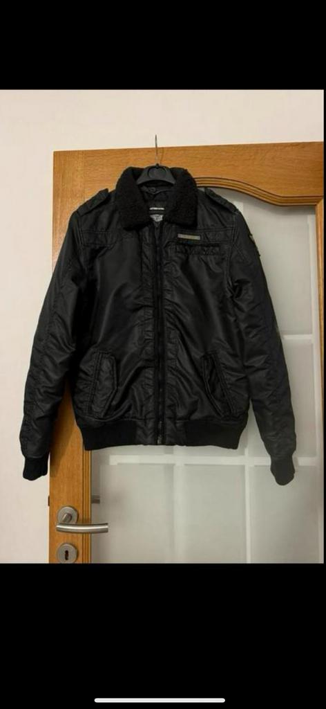 Veste homme hiver GARCIA Taille M (176), Vêtements | Hommes, Vestes | Hiver, Enlèvement, Porté, Noir, Garcia