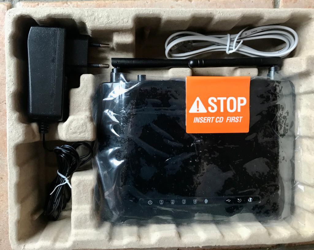 Routeur D-Link Switch Modem ADSL2 DSL-2750B, Enlèvement ou Envoi, Comme neuf, Routeur, D-Link