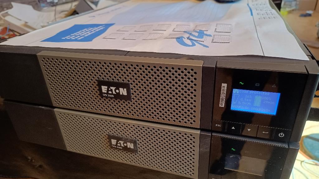 UPS EATON 5PX3000IRT/2700W-2U - Nouveau Bat-Sine- testé, Envoi, Utilisé