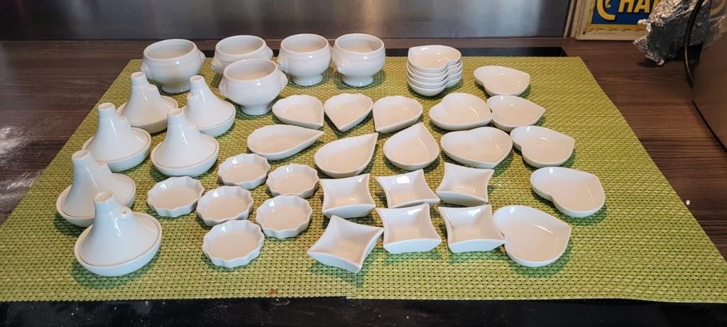Lot 41 raviers apero  porcelaine  à  four, Enlèvement ou Envoi, Porcelaine