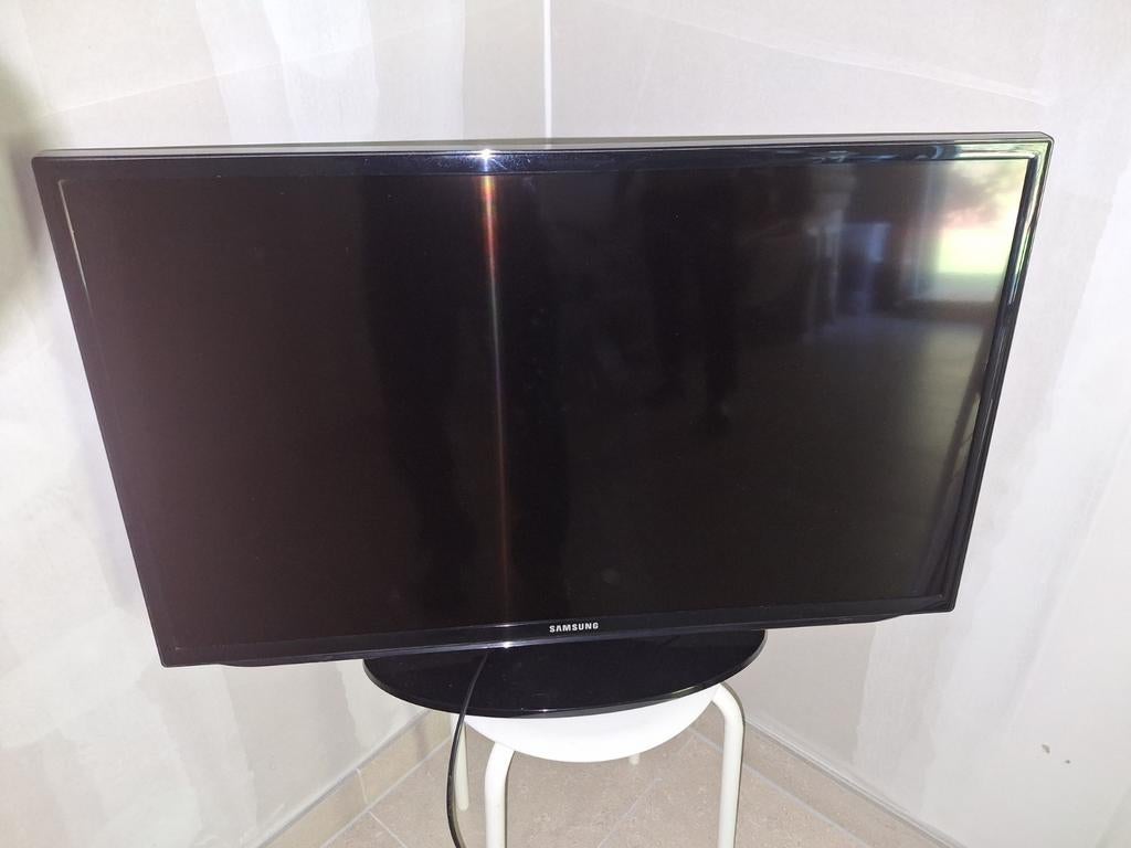 Téléviseur Samsung, TV, Hi-fi & Vidéo, Télévisions, Enlèvement, Comme neuf, 60 à 80 cm, Samsung