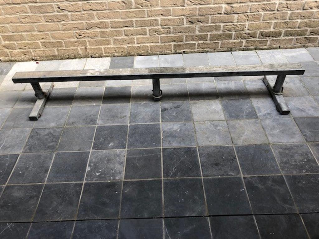 Zeer stevige en stabiele skate rail XL verzinkt staal, Ophalen, Zo goed als nieuw, Skateboard