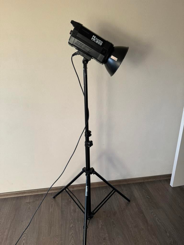 Falcon eyes FE-500 spot / flits / verlichting, Audio, Tv en Foto, Fotografie | Fotostudio en Toebehoren, Ophalen, Zo goed als nieuw