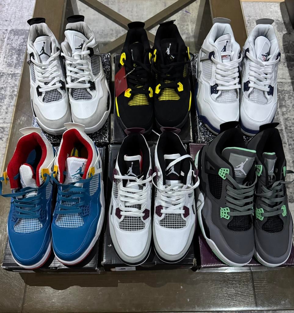 Air Jordan 4 neuf en boîte de la taille 46 à 47, Enlèvement, Neuf, Chaussures