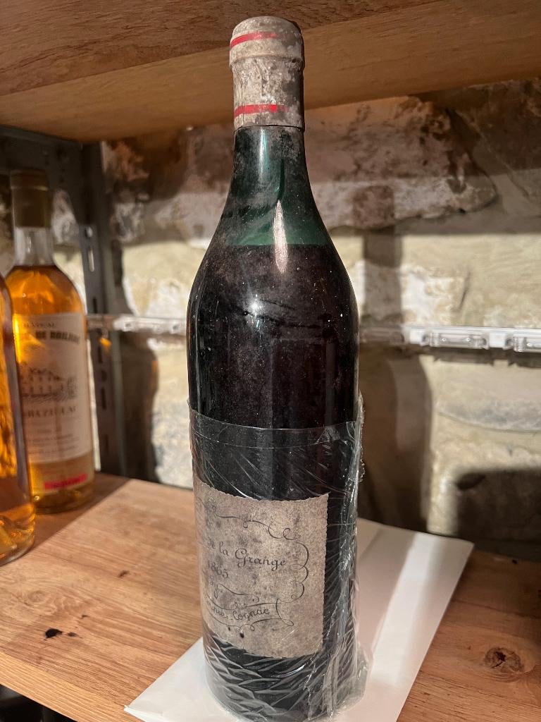 vins dans tote les catégories, Enlèvement