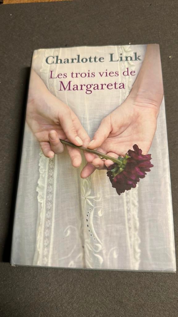 Les trois vies de Margareta de Charlotte Link, Boeken, Ophalen of Verzenden, Zo goed als nieuw