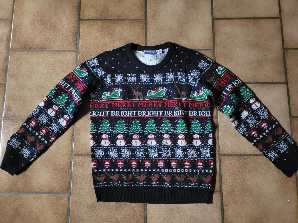kersttrui maat 134 jongen, Ophalen of Verzenden, Zo goed als nieuw, Jongen, Trui of Vest