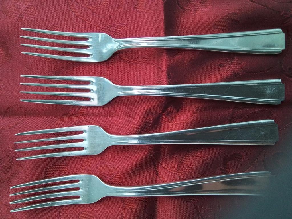 4 fourchettes art déco en métal argenté, Enlèvement ou Envoi