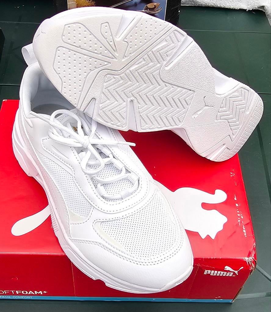 Baskets Puma avec short adidas nike 39, Neuf, Enlèvement ou Envoi, Puma, Sneakers et Baskets
