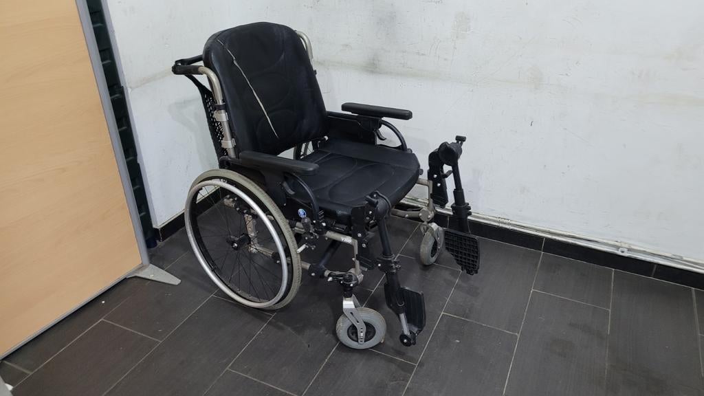 Vermeiren v300 verwijderbare rolstoel in perfecte staat