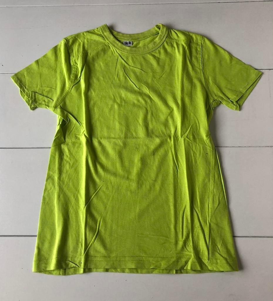 effen groen t-shirt 134 140, Kinderen en Baby's, Kinderkleding | Maat 134, Gebruikt, Jongen of Meisje, Shirt of Longsleeve, Ophalen of Verzenden