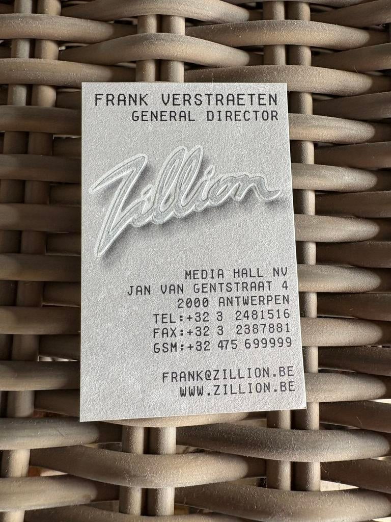 Zillion visitekaartje, Ophalen, Zo goed als nieuw