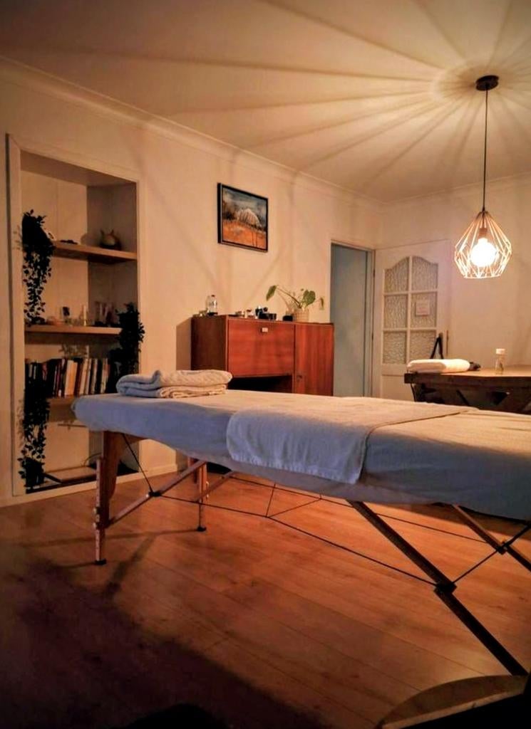 Ontspannende massage/voetreflexologie/Indiase massage
