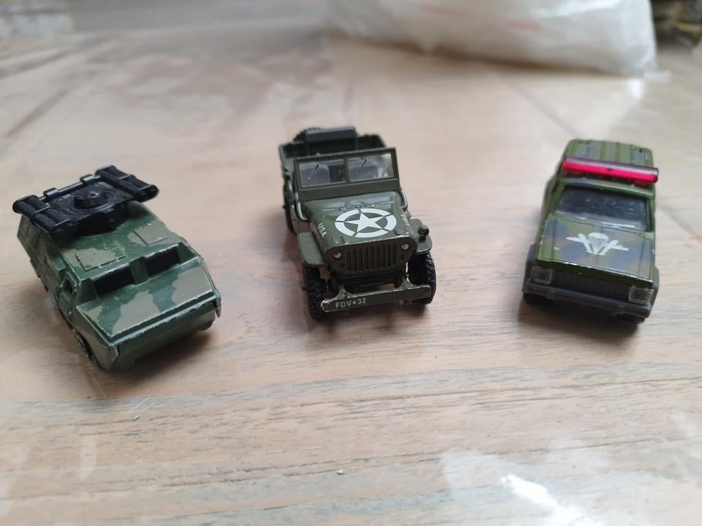 véhicules militaires miniature divers modèles, Enlèvement ou Envoi, Utilisé, Autres types