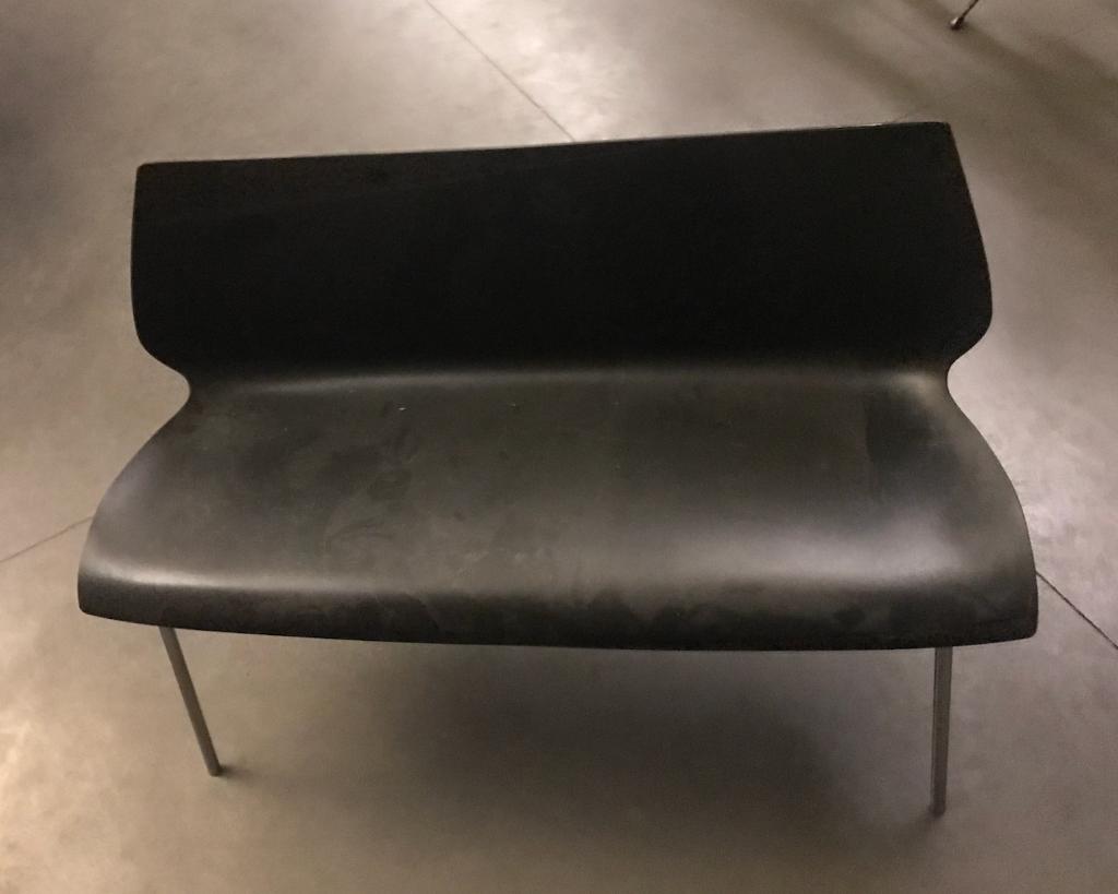 Kartell Maui bankje, Huis en Inrichting, Stoelen, Ophalen, Gebruikt, Zwart, Kunststof