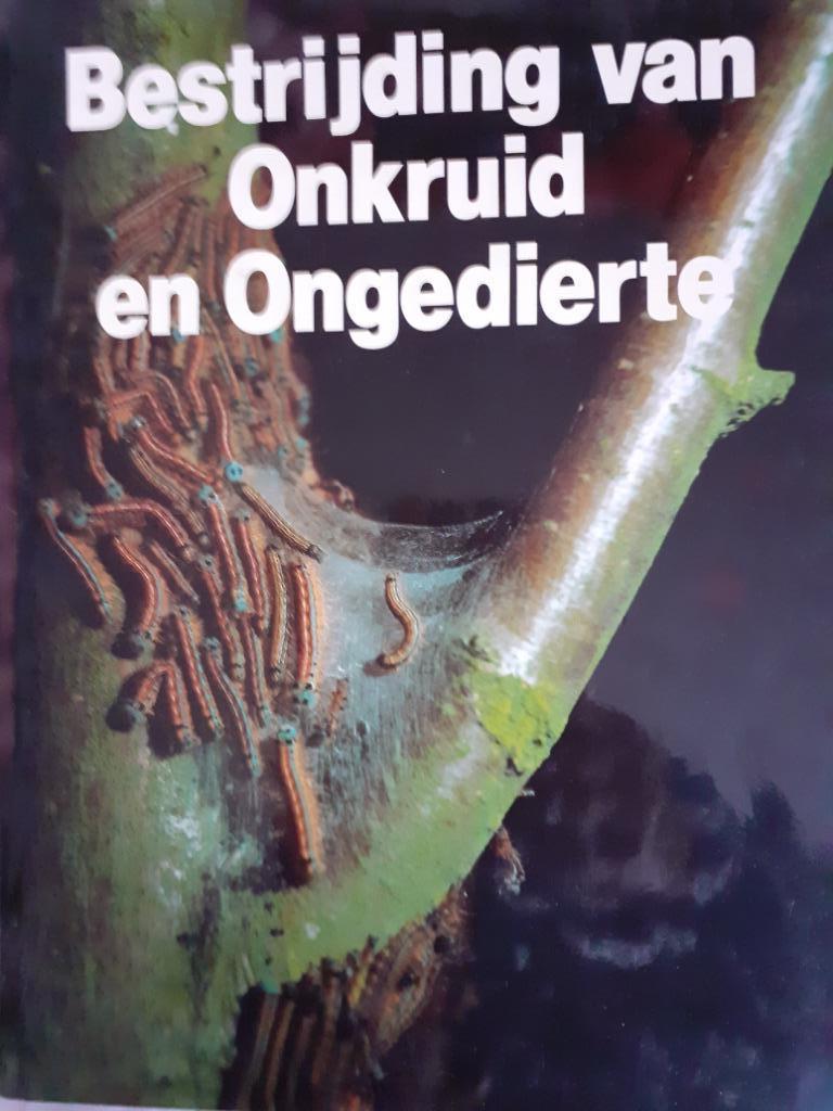 boek : Bestrijding van onkruid en ongedierte, Tuin en Terras, Bestrijdingsmiddelen, Ophalen of Verzenden, Zo goed als nieuw, Onkruidbestrijding