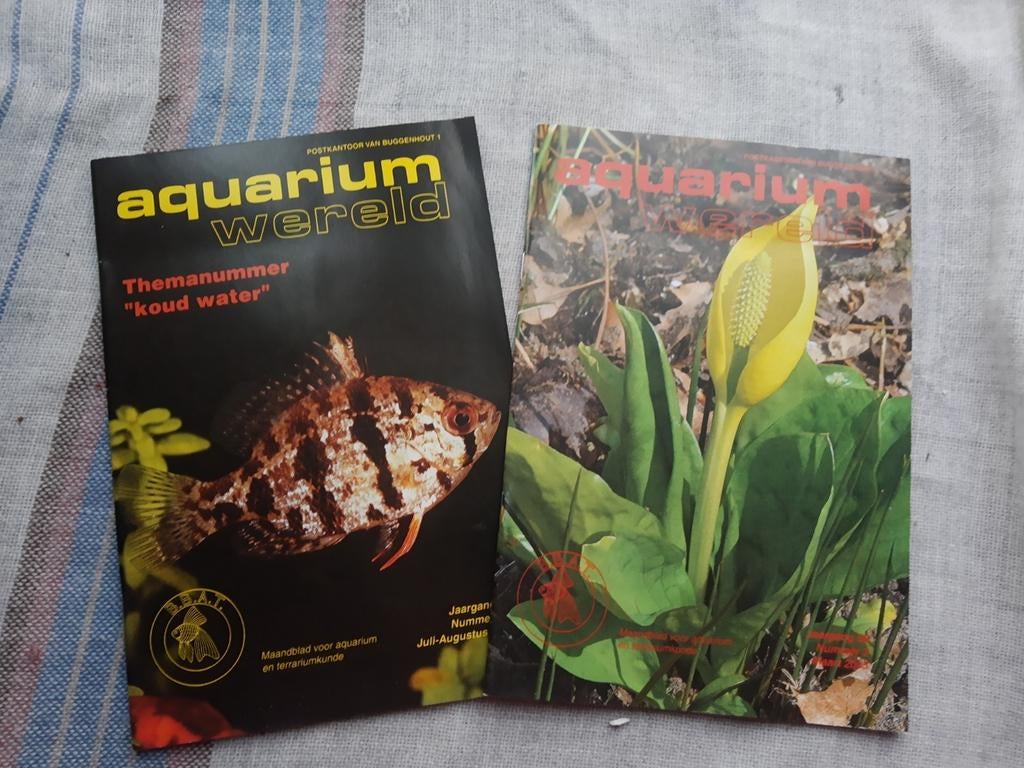 2 oude tijdschriften: aquarium, Ophalen of Verzenden