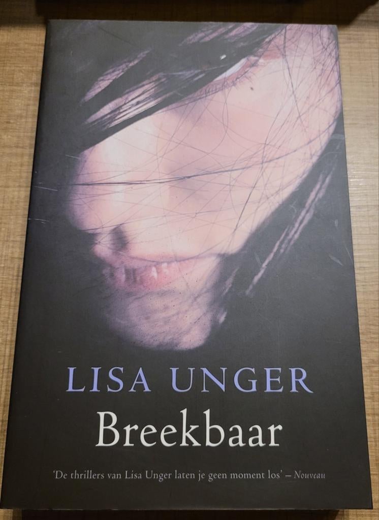 Lisa Unger - Breekbaar, Enlèvement ou Envoi, Comme neuf, Amérique