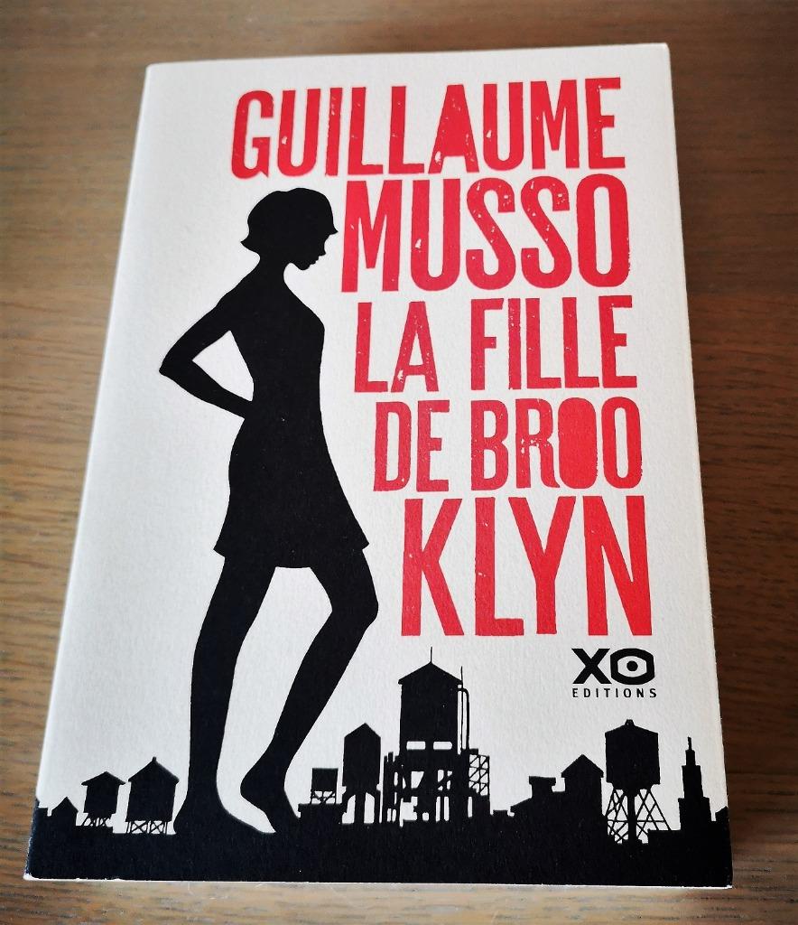 Roman de Guillaume Musso, La fille de Brooklyn, Enlèvement ou Envoi, Comme neuf, Guillaume Musso