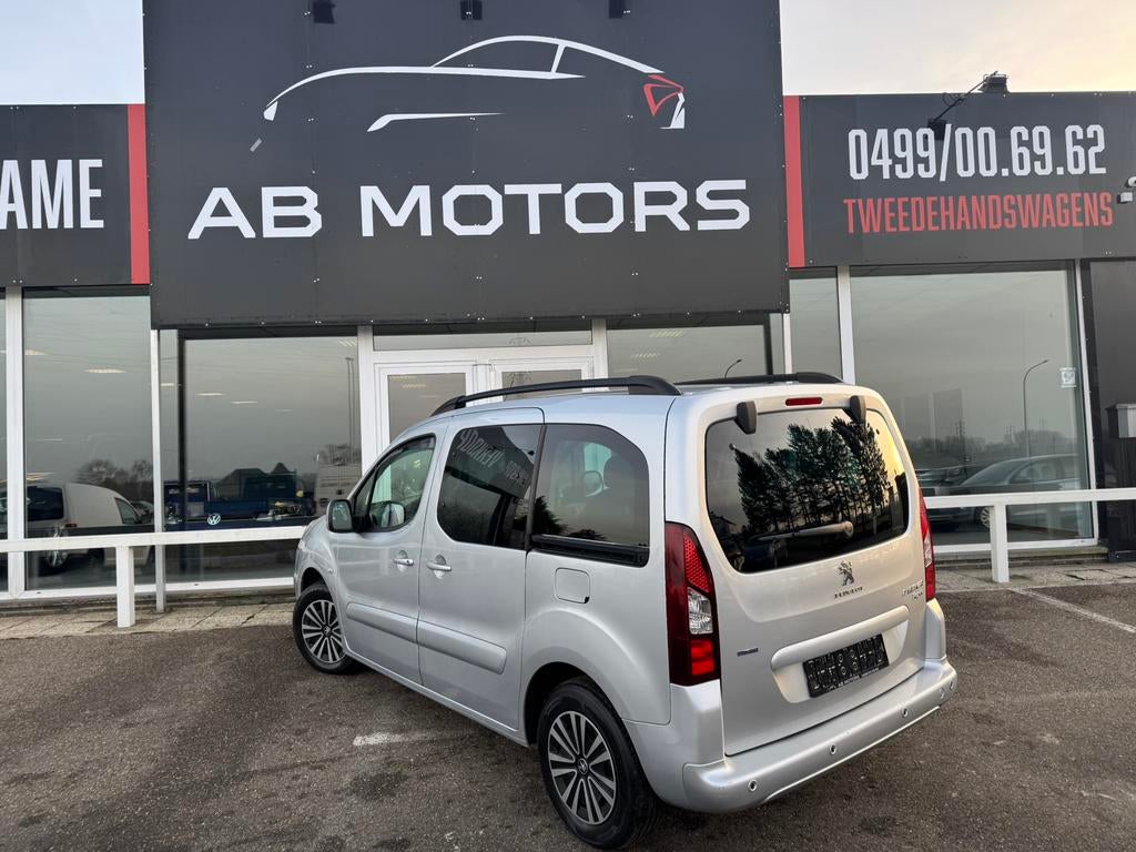 Peugeot Partner 1.6E-HDI 2017 Automaat Navi camera leder, Auto's, Peugeot, Automaat, Euro 6, Leder, Bedrijf