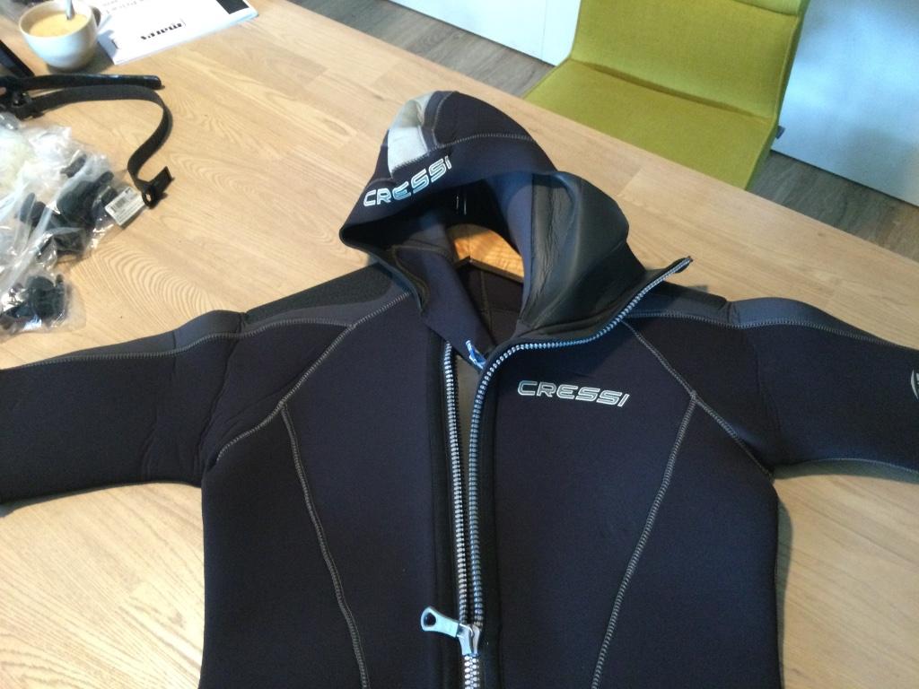 Cressi Sub 5mm Overvest Man size XL nieuw 100€, Ophalen of Verzenden, Nieuw, Duikpak