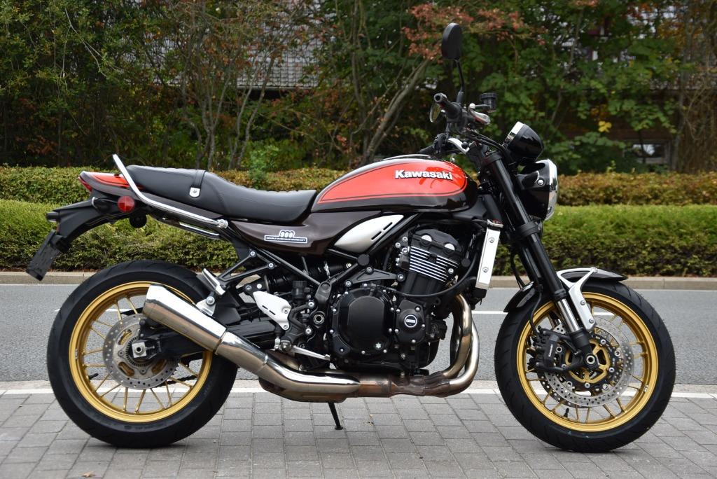 KAWASAKI - Z900 RS - 50e anniversaire, Motos, Motos | Kawasaki, Entreprise, Naked bike, plus de 35 kW, 4 cylindres, Permis Moto A