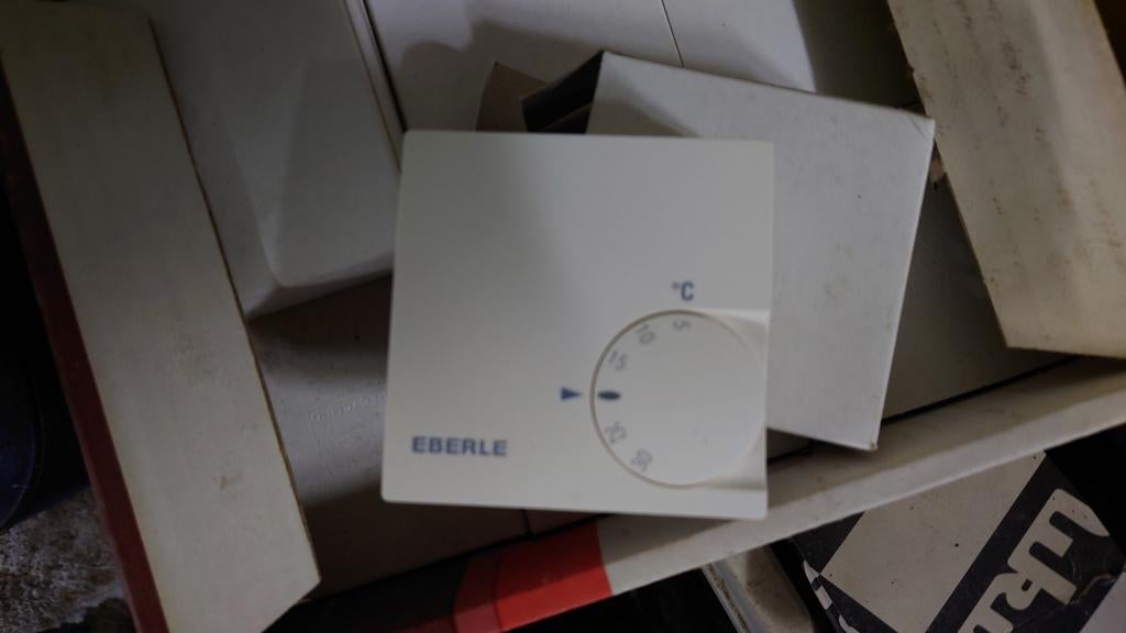 EBERLE kamerthermostaat, Enlèvement ou Envoi, Neuf