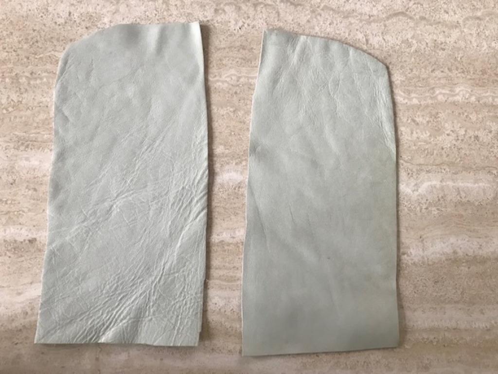 2 Stukken wit leder -  +/- 30cmx15cm (nr1728), Hobby en Vrije tijd, Wit, Leer of Kunstleer, Ophalen of Verzenden, Zo goed als nieuw