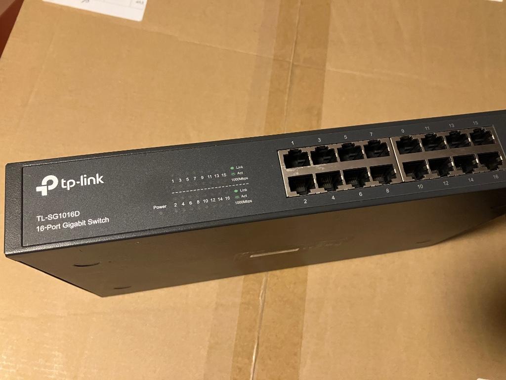TP-Link Switch TL-SG1016D, Informatique & Logiciels, Commutateurs réseau, Utilisé, Enlèvement