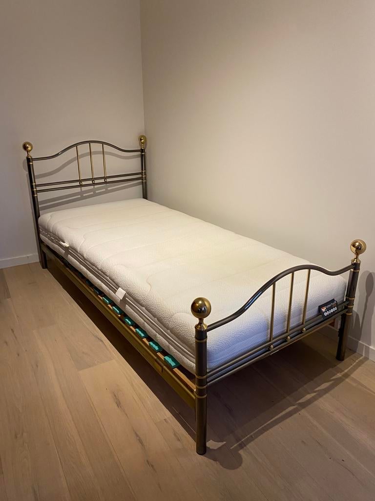 Bed , matras , lattenbodem, Ophalen, Zo goed als nieuw