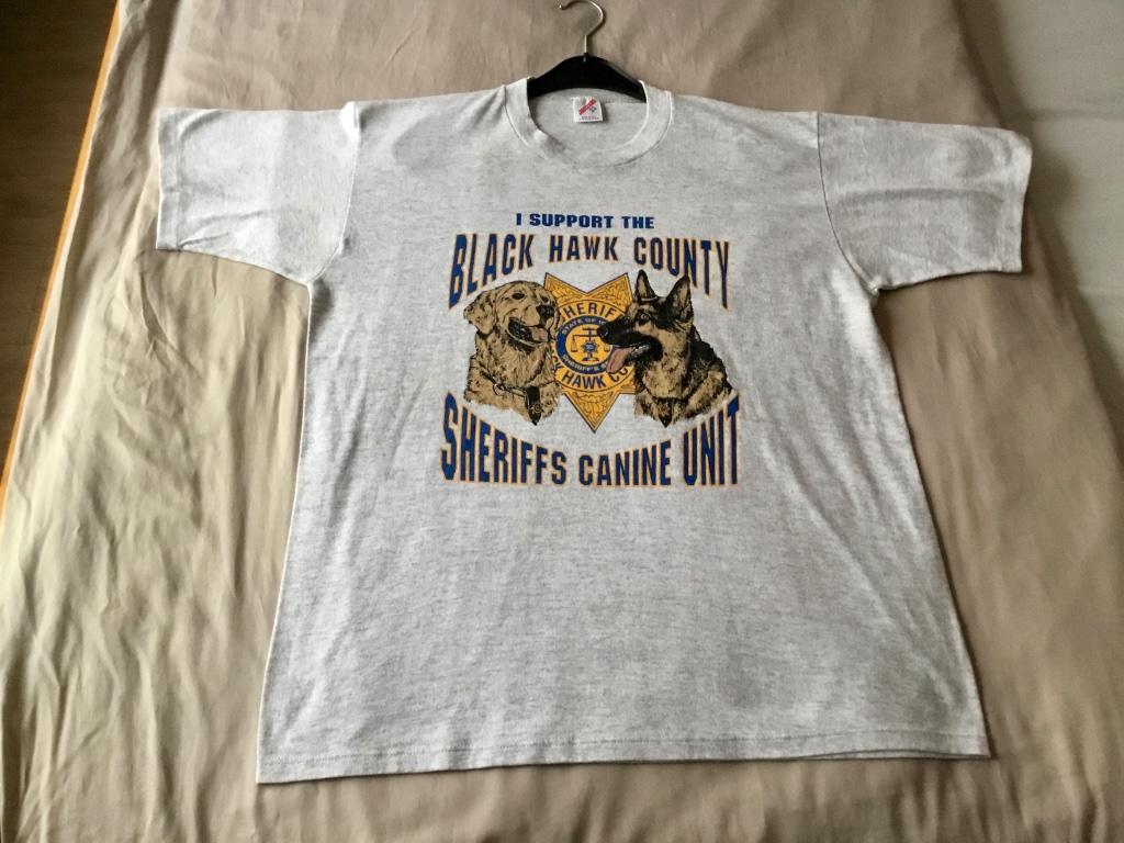 Politie hondenbrigade T-shirt, Verzamelen, Ophalen, Zo goed als nieuw