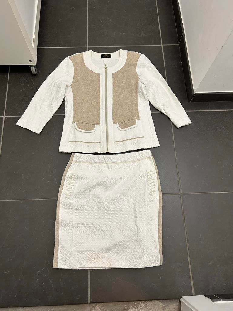 Mantelpakje Dames Eugen Klein. S, Kleding | Dames, Kostuum of Pak, Ophalen of Verzenden, Zo goed als nieuw, Maat 36 (S)