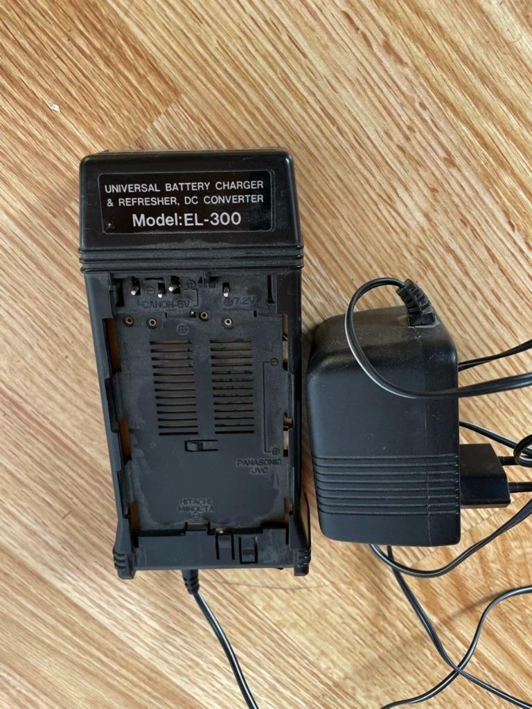 chargeur universel de batteries, TV, Hi-fi & Vidéo, Envoi, Utilisé