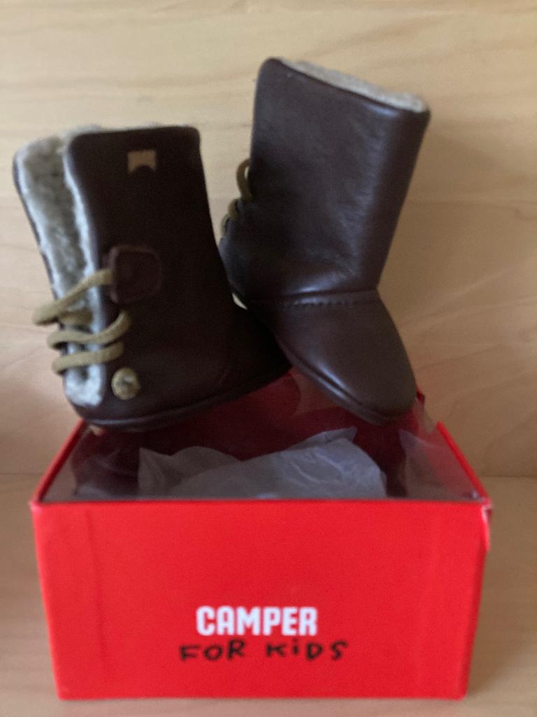Camper babylaarsje, Ophalen, Jongen of Meisje, Camper, Laarzen