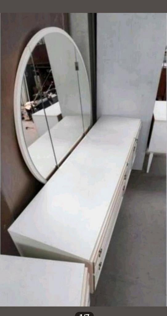 Armoire à glace, commode, table de chevet, armoire d'appoint, Enlèvement, Utilisé