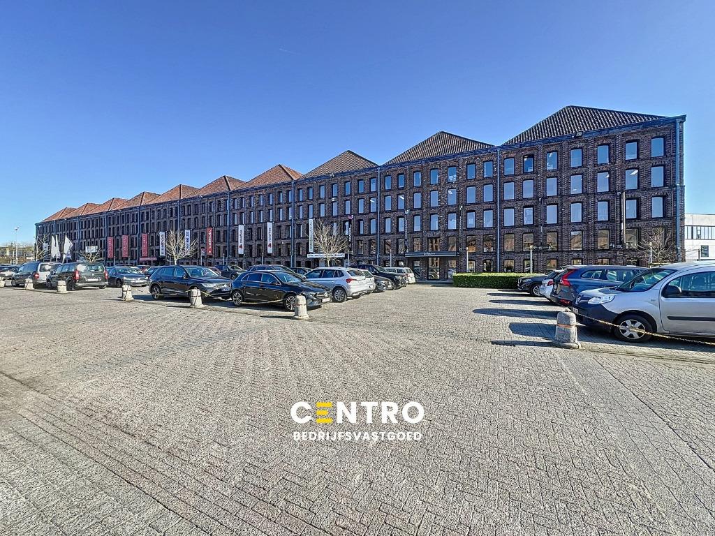 TE KOOP - Kantoorruimte (gelijkvloers), Immo, 725 m², Kortrijk, Provincie West-Vlaanderen
